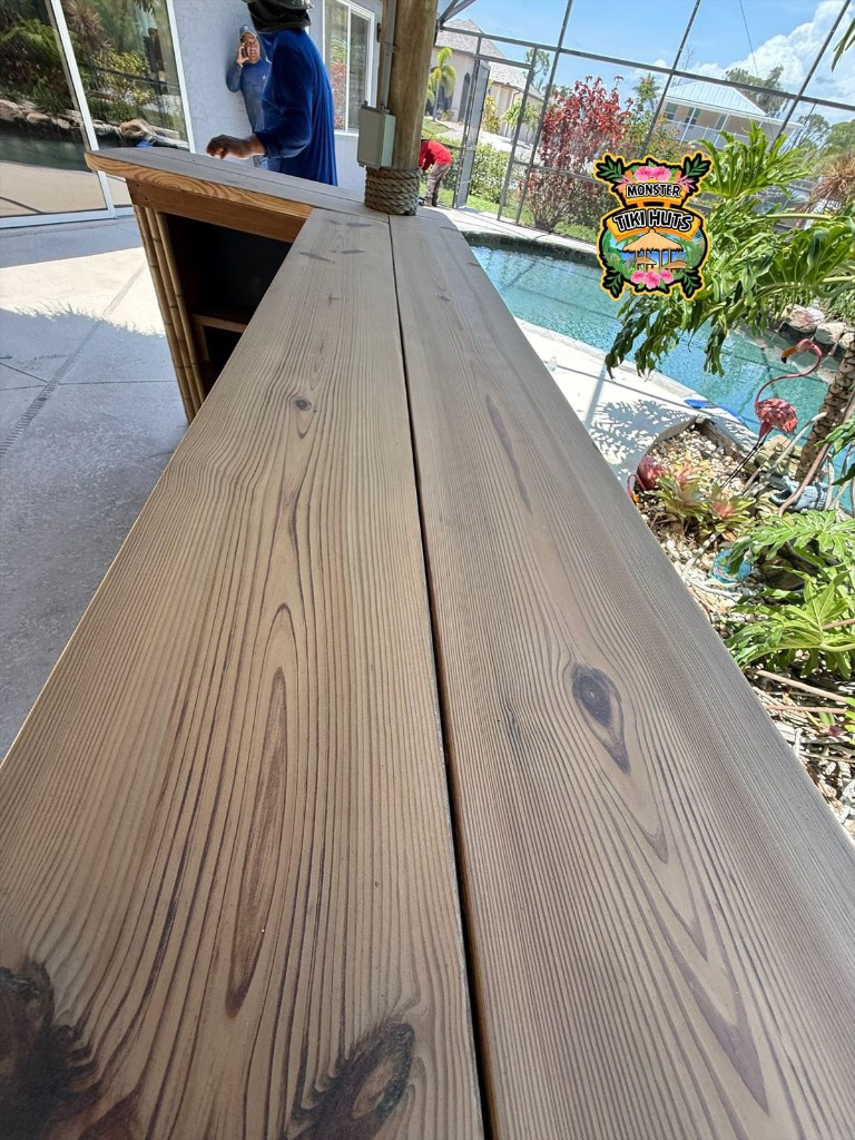 Tiki Bar 4 — Custom tiki bar build (poolside, backyard, or commercial)